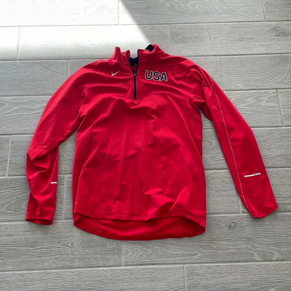 Red USA Nike Running Dri-Fit Pullover/Long sleeve shirt